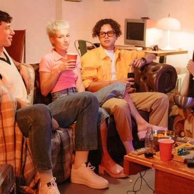 teen-drinking-peer-pressure-nz
